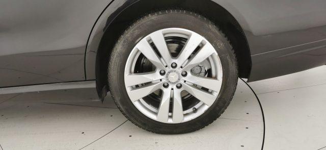 MERCEDES-BENZ E 250 CDI BlueEFFICIENCY Avantgarde