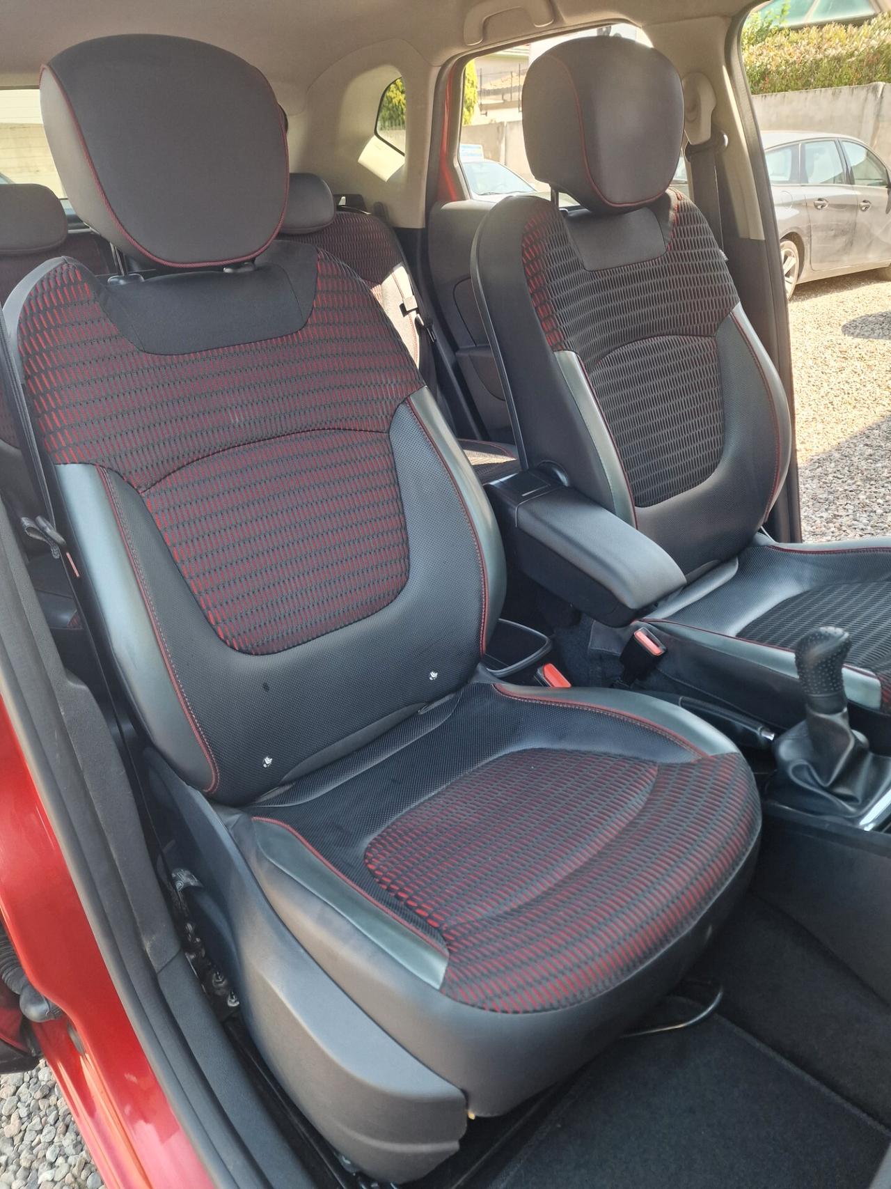 Renault Captur TCe 12V 90 CV UNICPR/ CATENA OK.