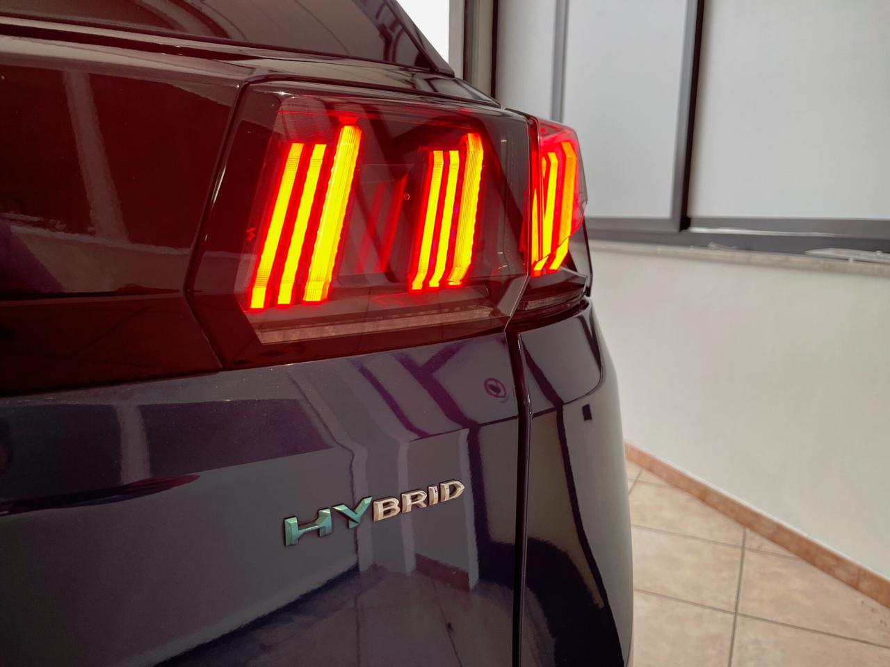 Peugeot 3008 Hybrid 181cv e-EAT8 Allure NO VINCOLO DI FINANZIAMENTO