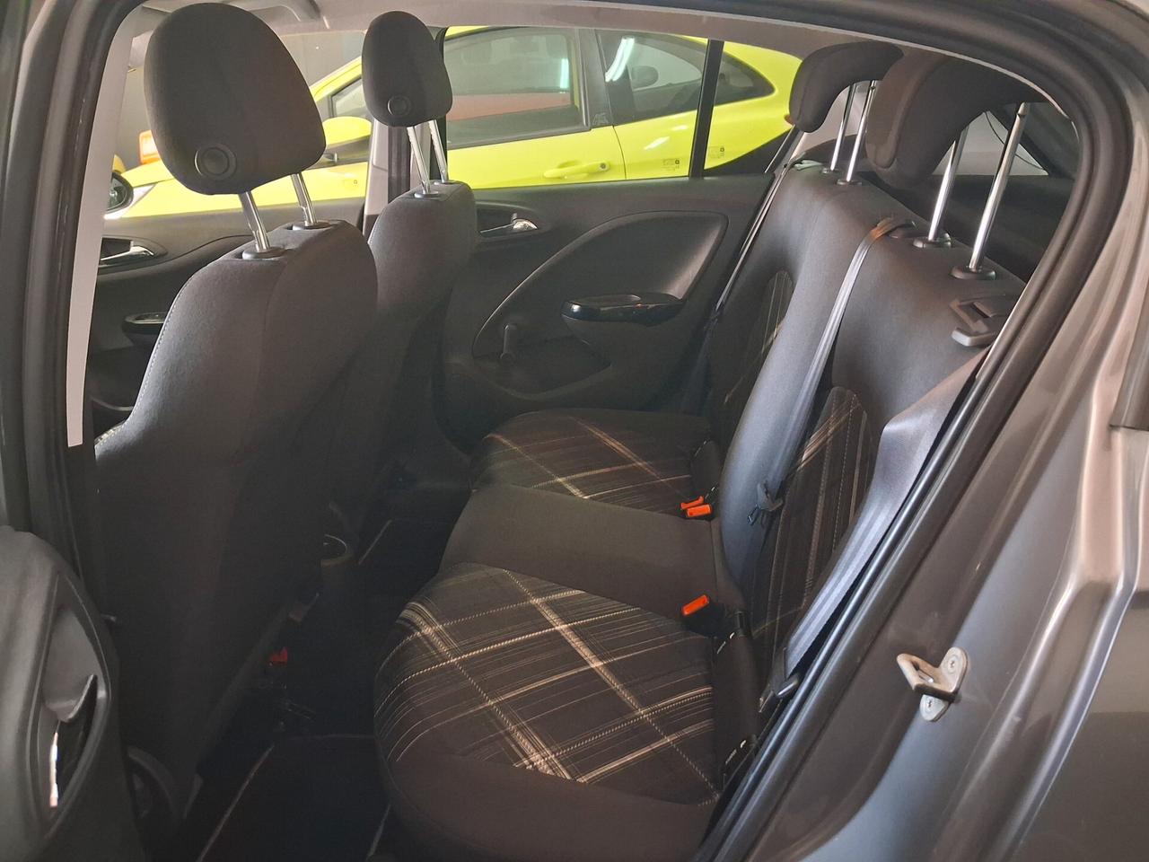 Opel Corsa 1.4 90CV GPL Tech 5 porte b-Color 2016 unico prop