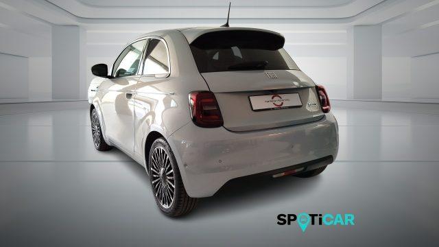 FIAT 500e Berlina 42 kWh La Prima