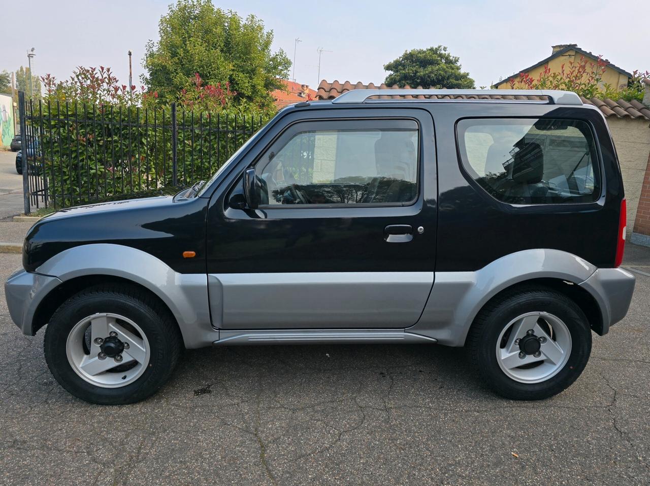 SUZUKI Jimny 1.3 16v JLX Special 4wd GPL