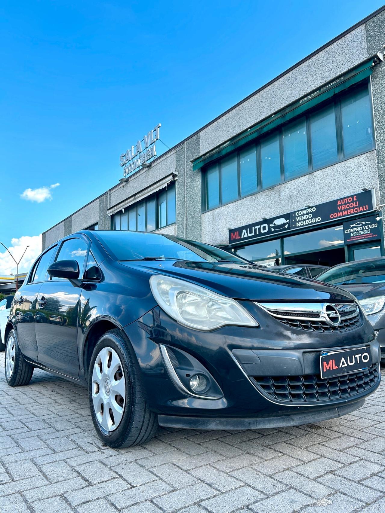 Opel Corsa 1.2 5 porte Cosmo - OK NEOPATENTATI
