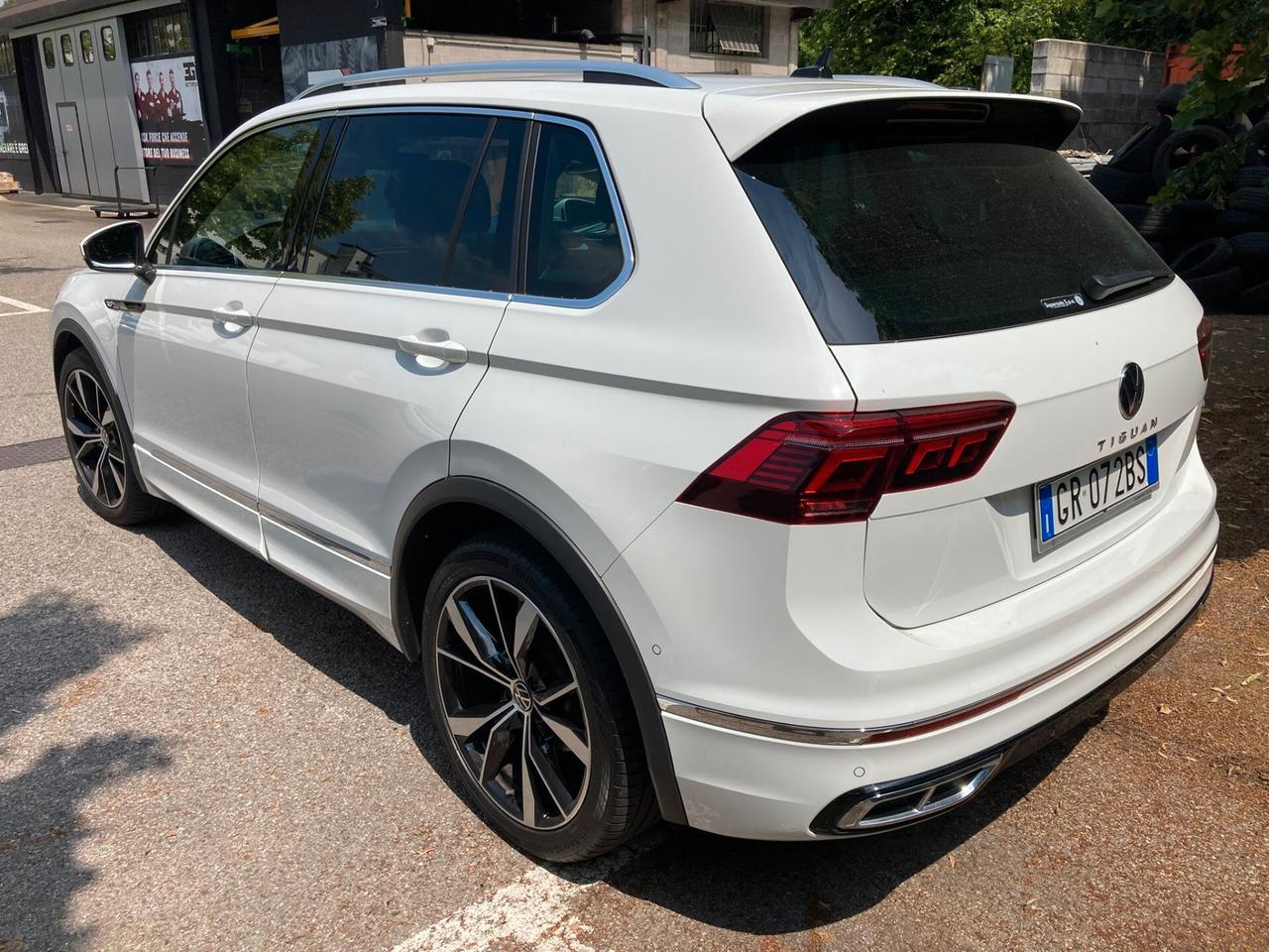 Volkswagen Tiguan 2.0 TDI 150 CV SCR DSG 4MOTION R-Line