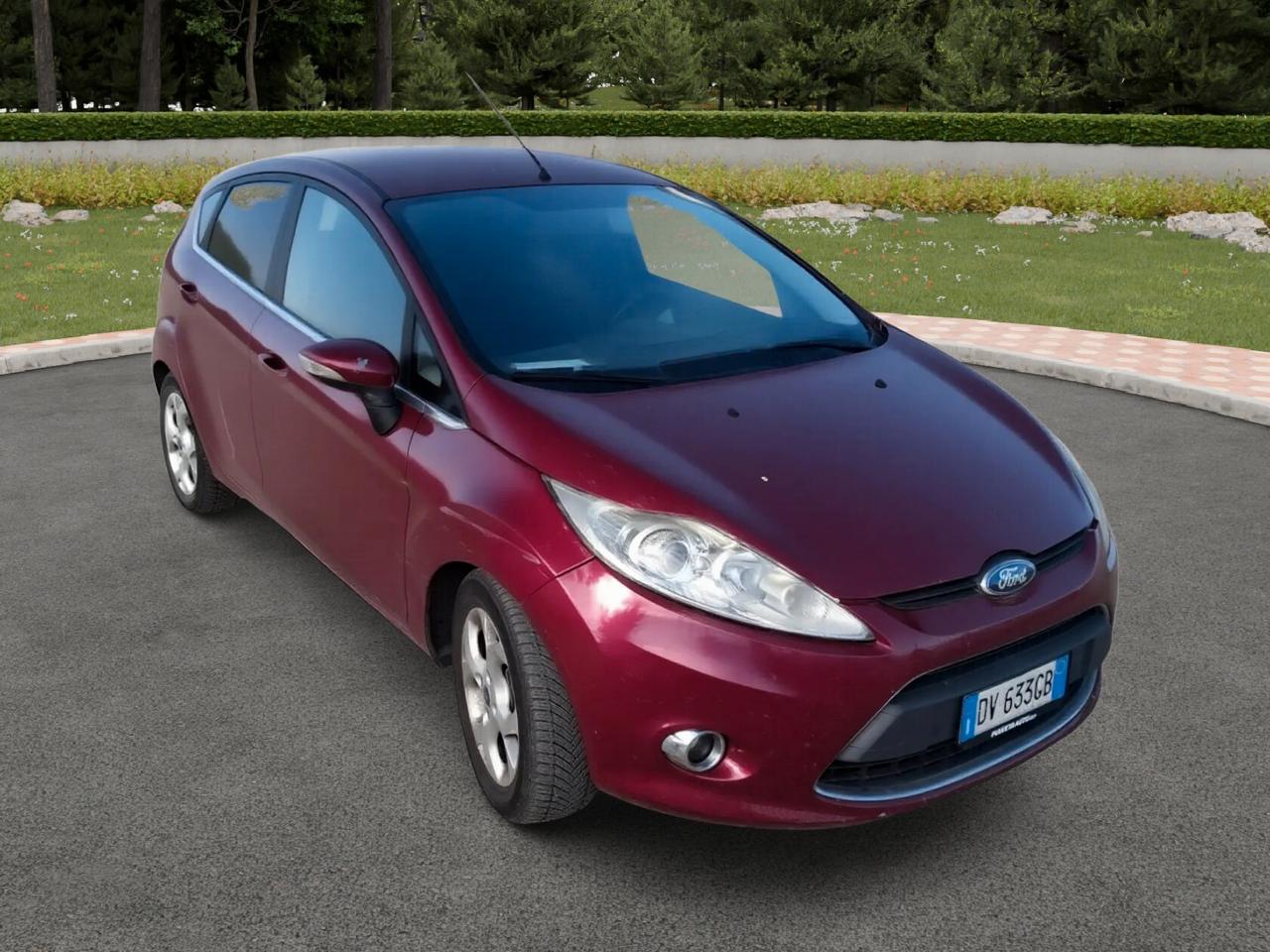 Ford Fiesta 1.4 TDCi 68CV 5 porte Titanium