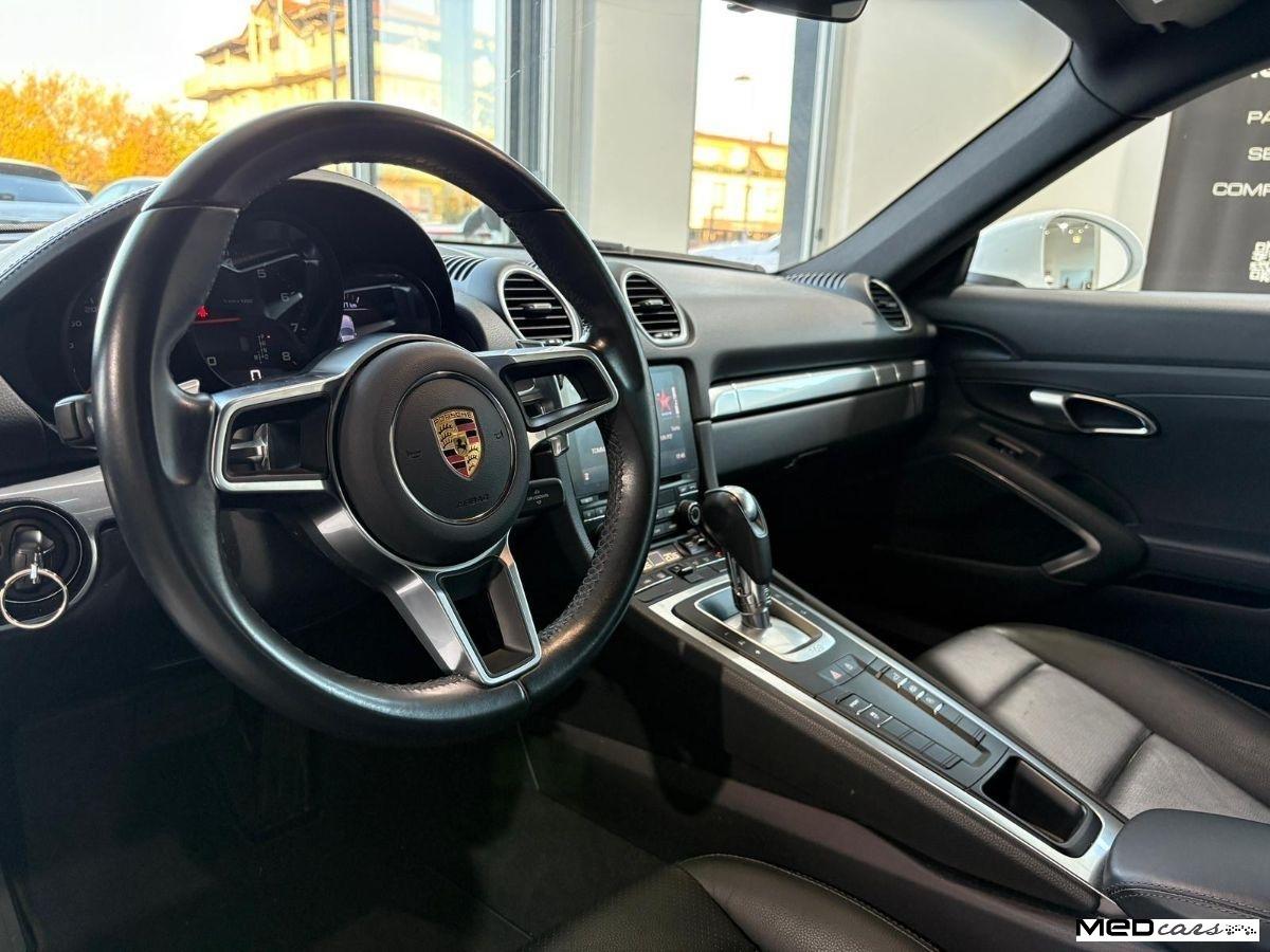 PORSCHE - 718 cayman -
