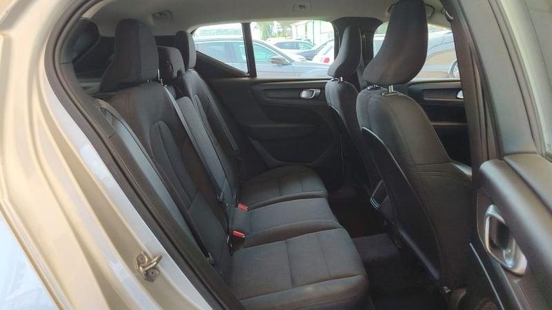 Volvo XC40 D4 AWD Geartronic Business Plus