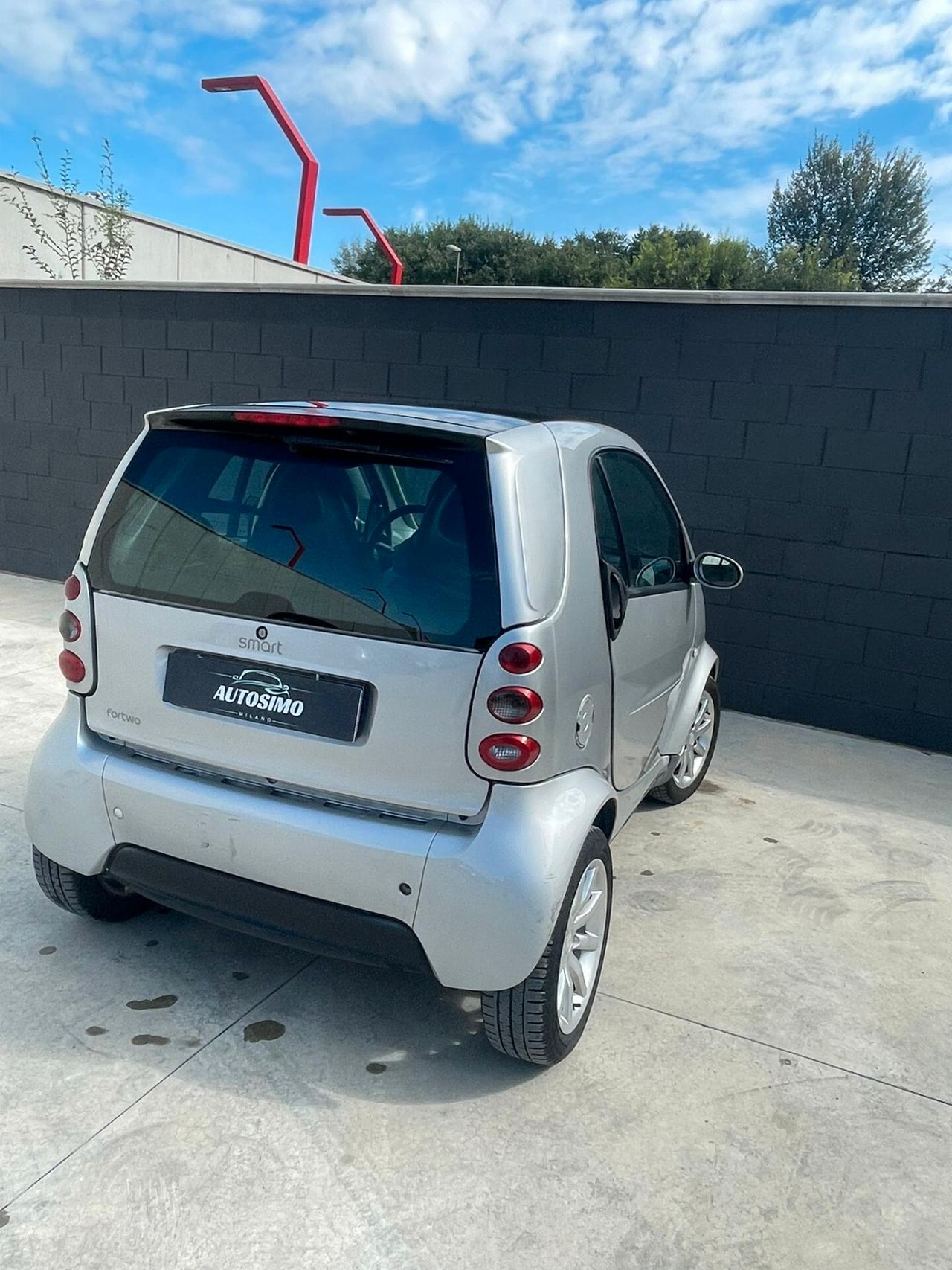 Smart ForTwo 700 coupé pure (45 kW)
