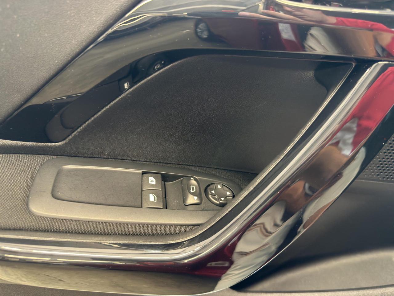 Peugeot 208 5p 1.2 puretech Active s&s 82cv