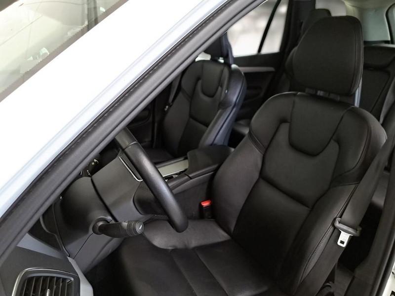 VOLVO XC90 B5 D AWD Geartronic Momentum Pro