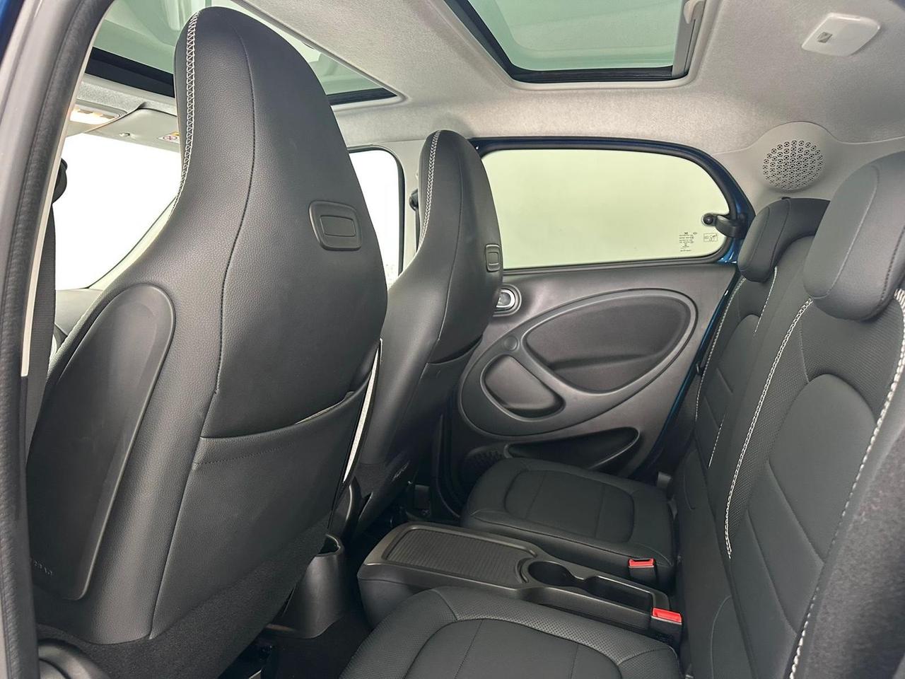 SMART FORFOUR BRABUS XCLUSIVE 109 CV 25.000 KM TETTO/JBL/PANORAMA