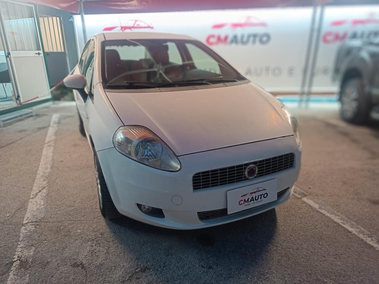 FIAT GRANDE PUNTO 1.4 METANO DI SERIE NEOPATENTATI