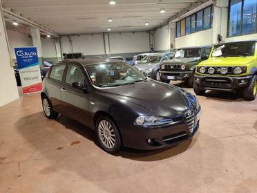 ALFA ROMEO 147 1.6 16V TS (105) 5 porte Distinctive