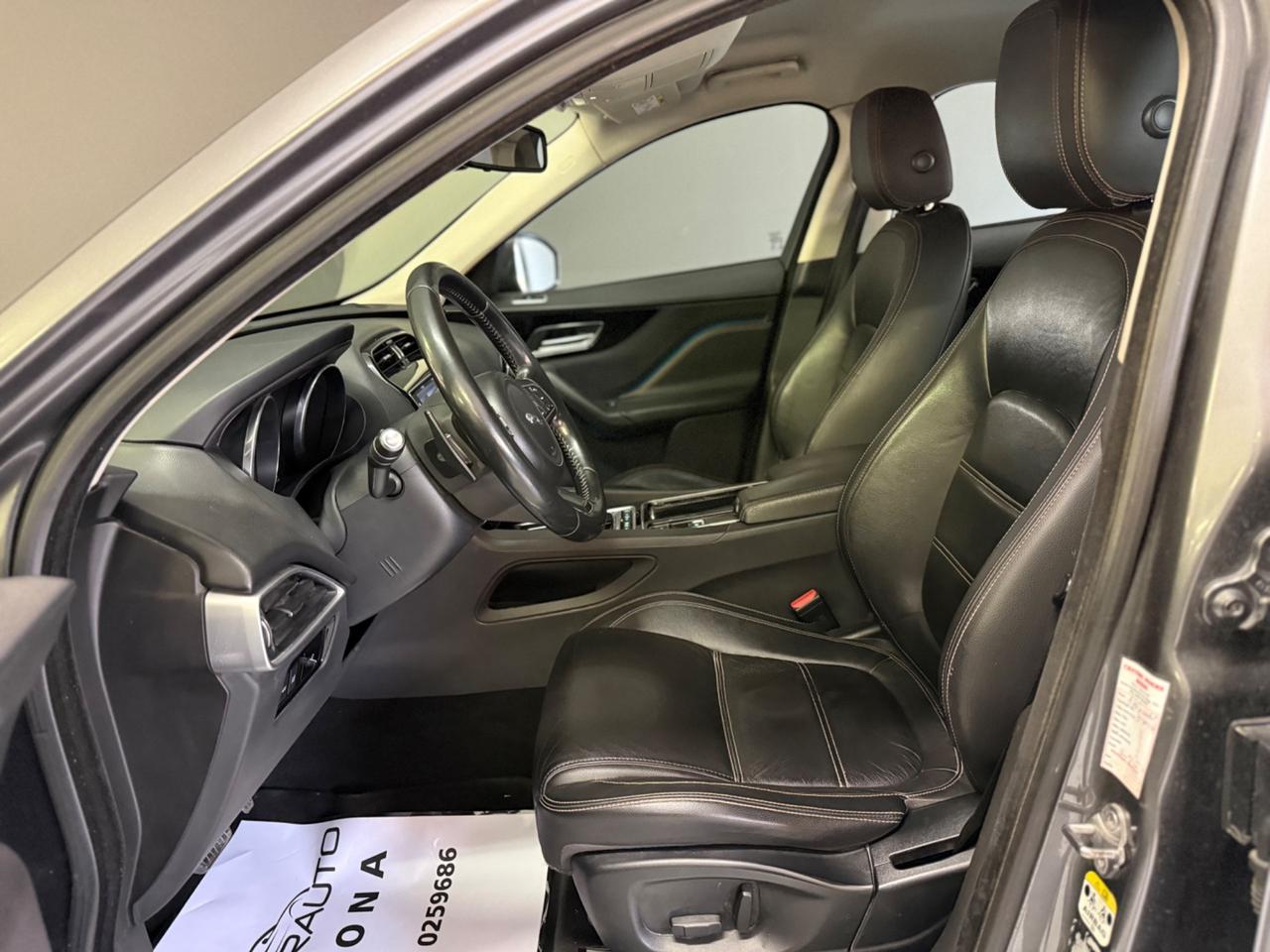 Jaguar F-Pace 2.0 D 180 CV AWD aut. Portfolio