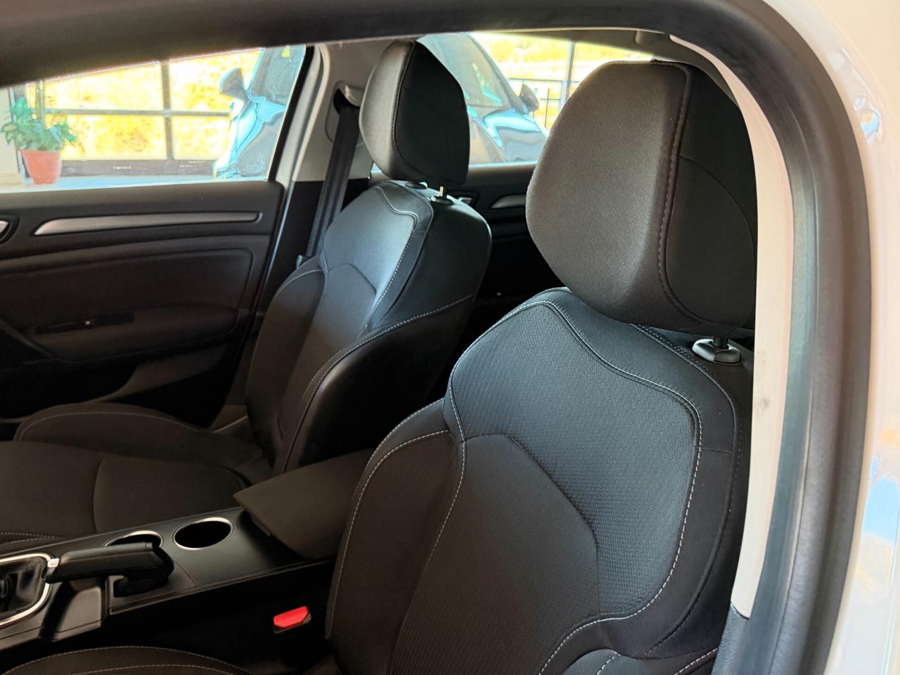 Renault Megane 1.5 BLUEDCI 115 cv. 5 porte BUSINESS (Nav)