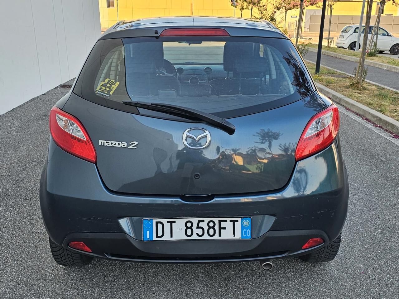 Mazda 2 benzina