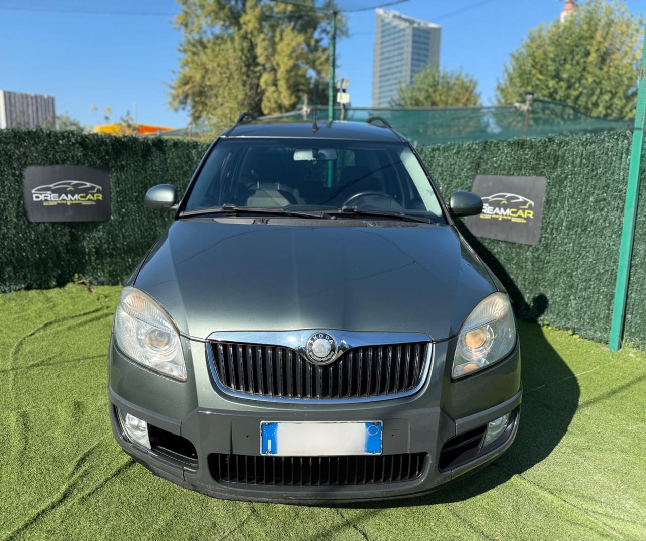 Skoda ROOMSTER 1.4 BENZINA 170000KM NEOPATENTATI
