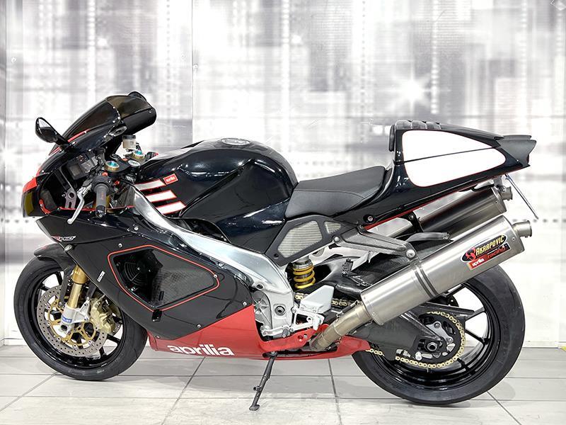 Aprilia RSV 1000 R