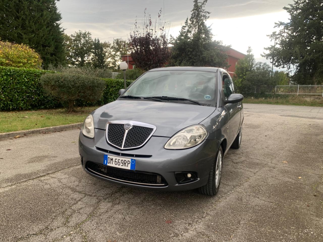 Lancia Ypsilon 1.2 modamilano restailing