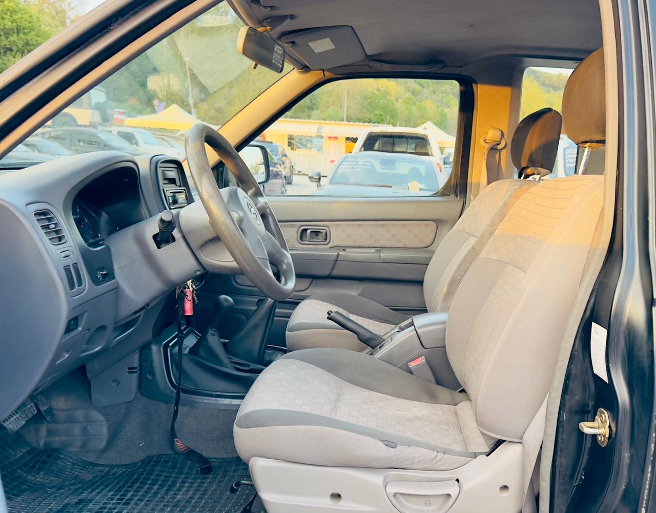 Nissan King Cab Navara 2.5