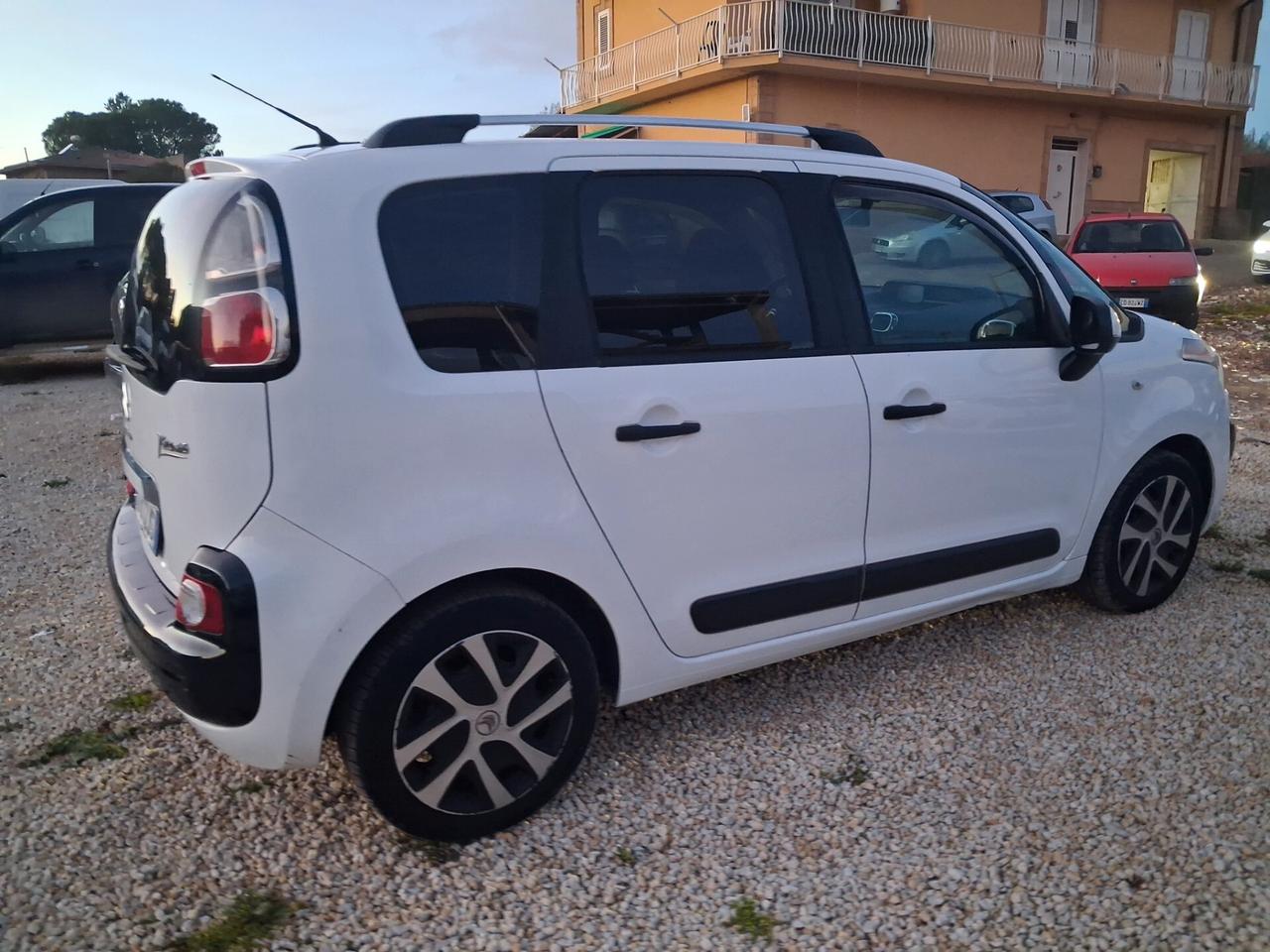 Citroen C3 Picasso 1.4 VTi 95 GPL airdream Seduction