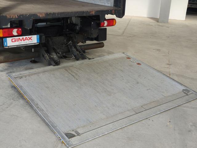 PEUGEOT Boxer 335 2.2 BlueHDi 165cv Centinato + Sponda Idraulica