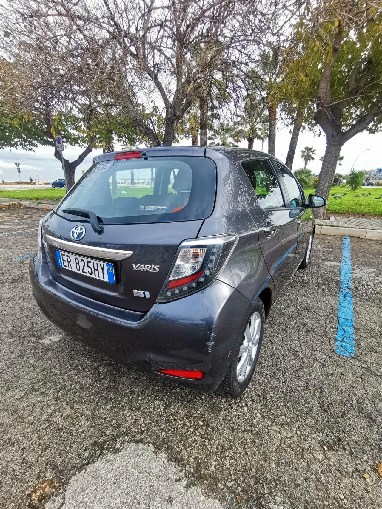 Toyota Yaris 1.5 Hybrid 5P. Lounge 2013