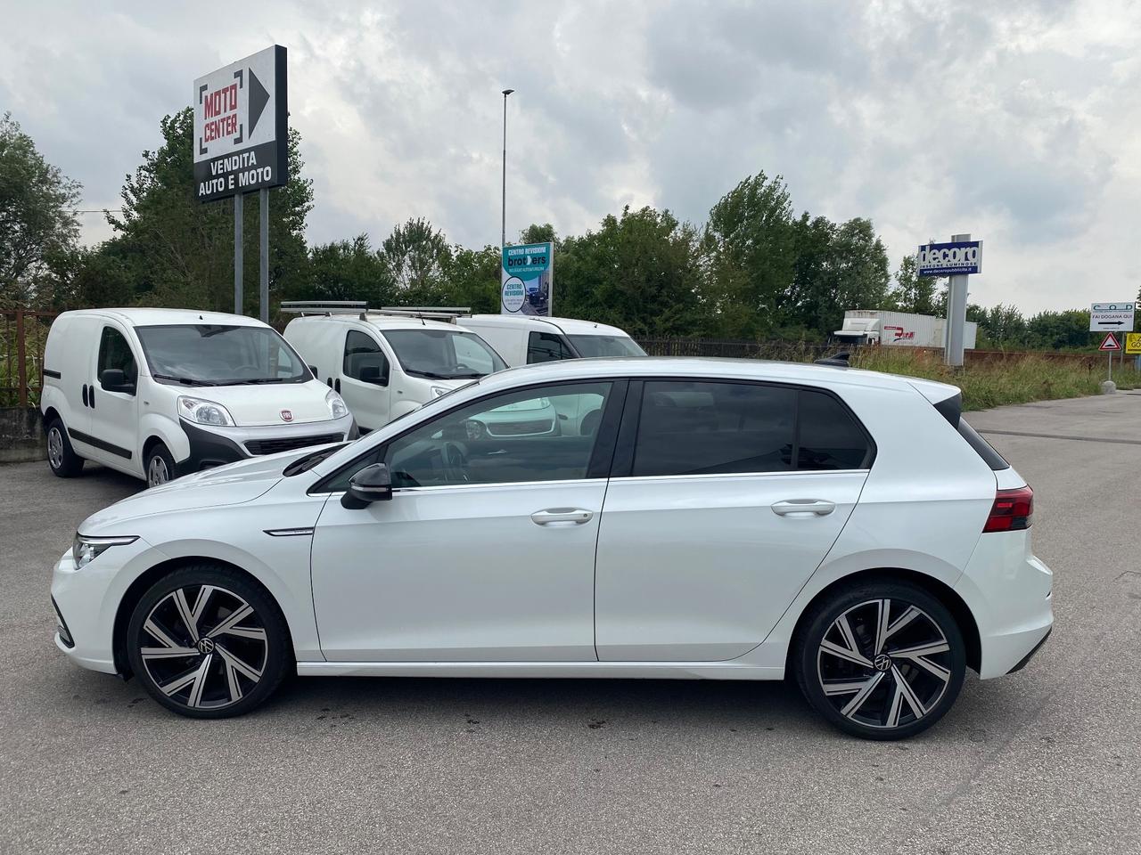 Volkswagen Golf 2.0 150 CV DSG SCR Style