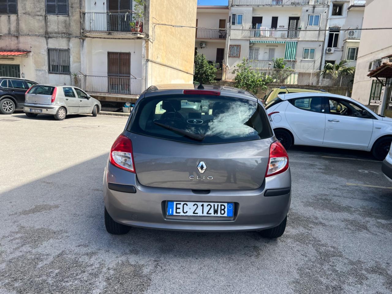 Renault Clio 1.2 16V 5 porte GPL Dynamique