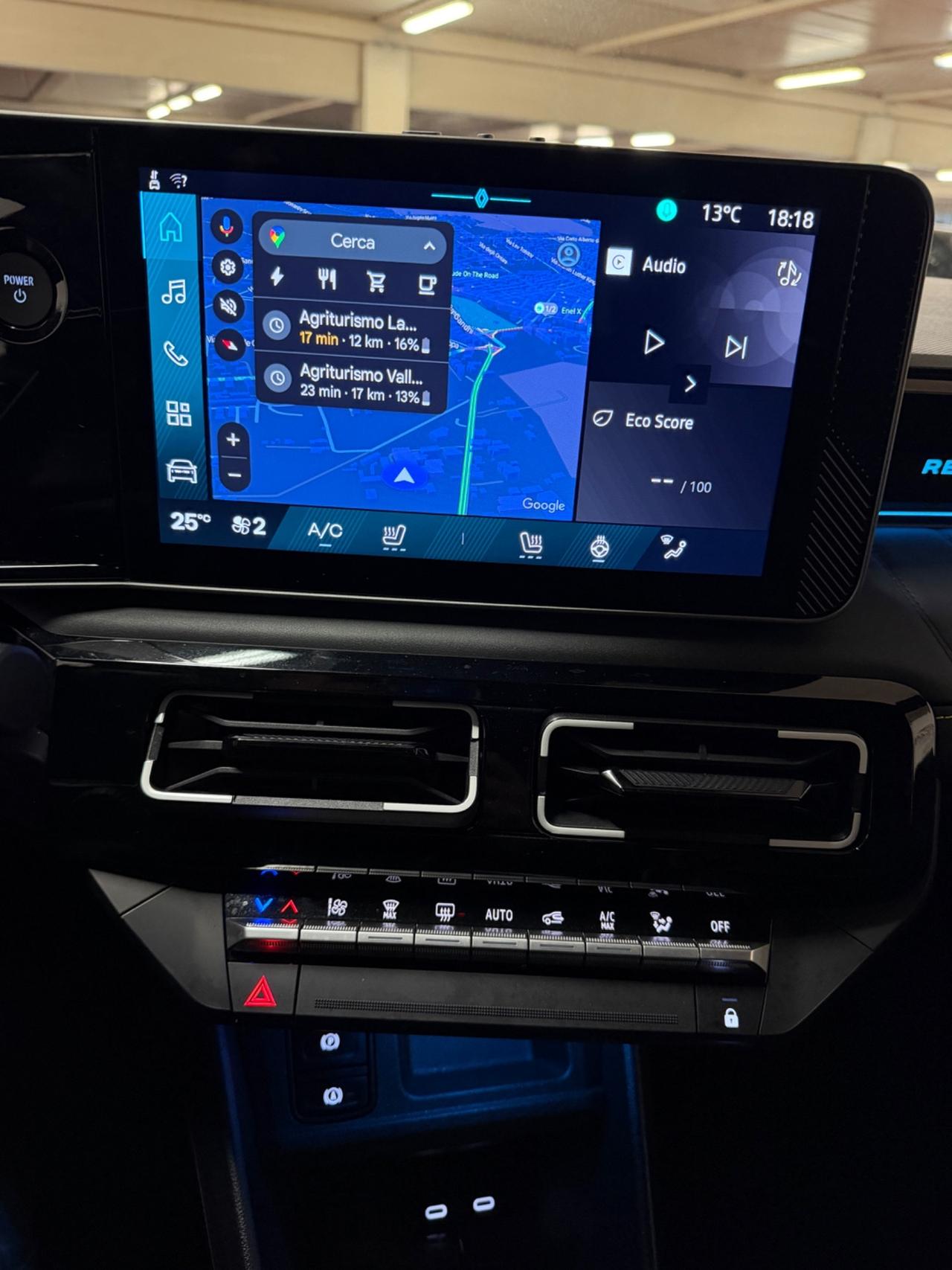 Renault 4 E-Tech Electric 150 CV Comfort Range Iconic