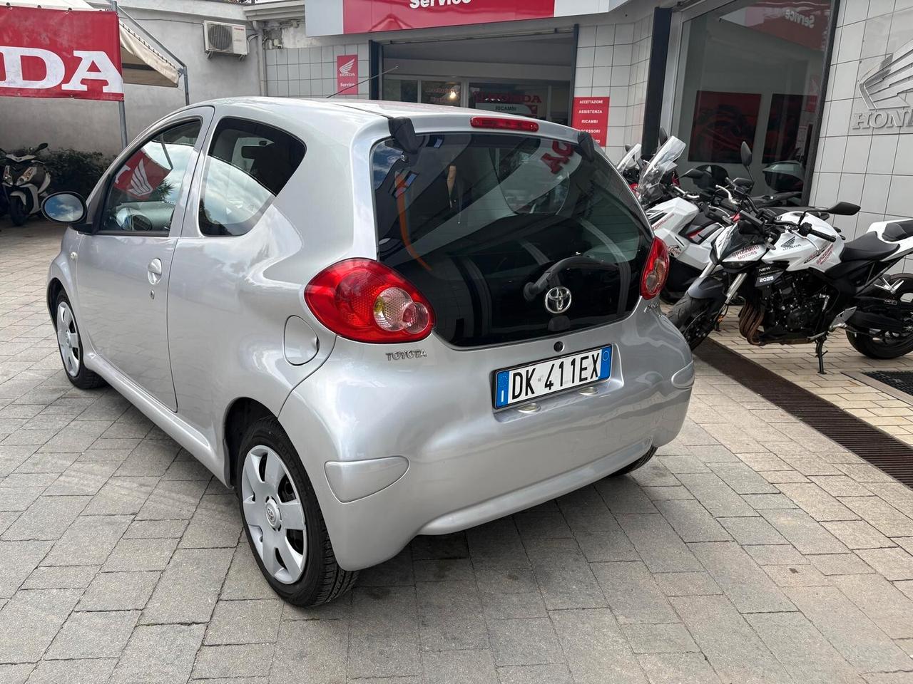 Toyota Aygo 1.0 12V VVT-i 5 porte