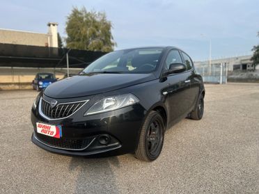 Lancia Ypsilon 1.0 FireFly Hybrid NO VINCOLI