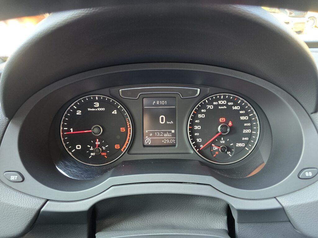 Audi Q3 2.0 TDI Business