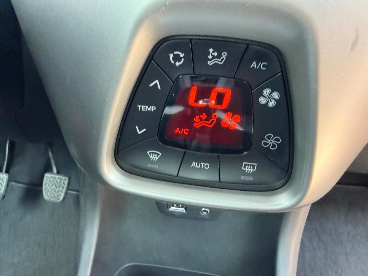 Toyota Aygo 1.0 VVT-i 69 CV 5 porte