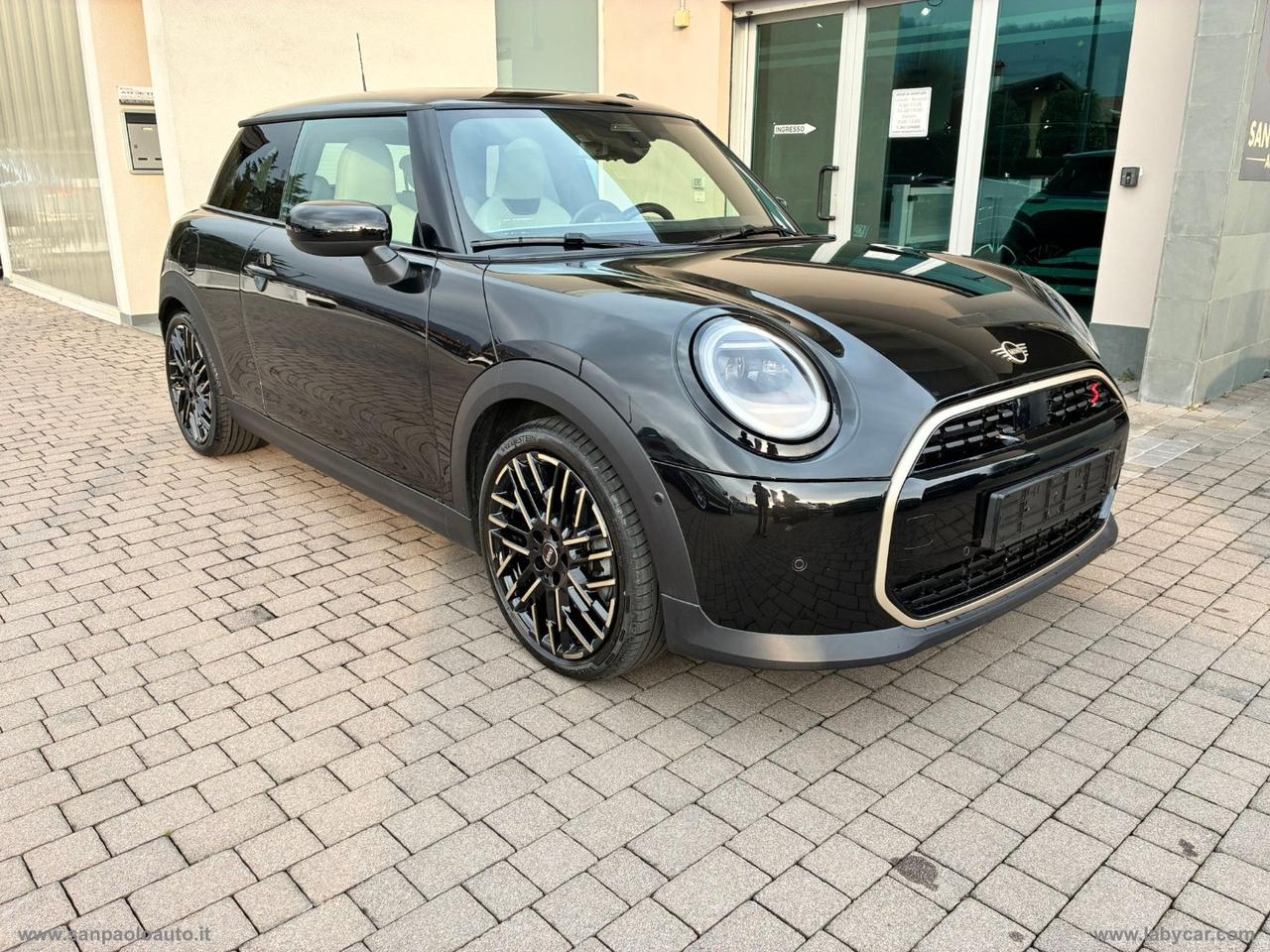 MINI Mini Cooper S Favoured