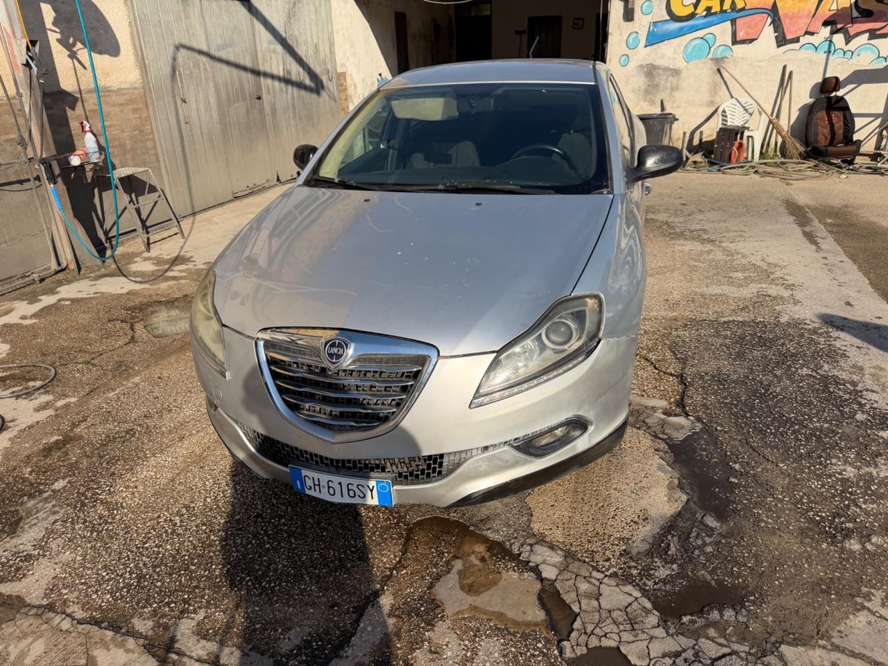 Lancia Delta 1.6 MJT DPF Gold