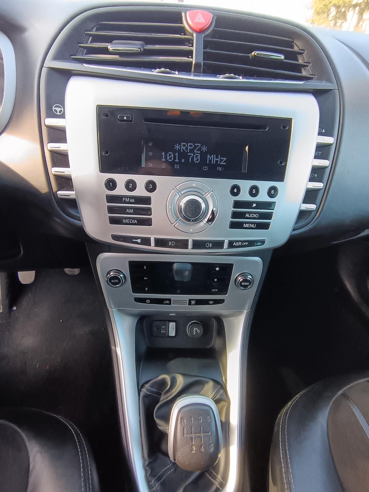 Lancia Delta 1.6 MJT DPF Gold