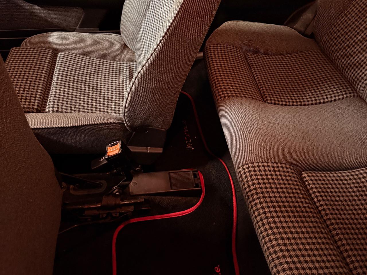 LEGGENDARIA FIAT UNO TURBO IN CONDIZIONI DA VETRINA