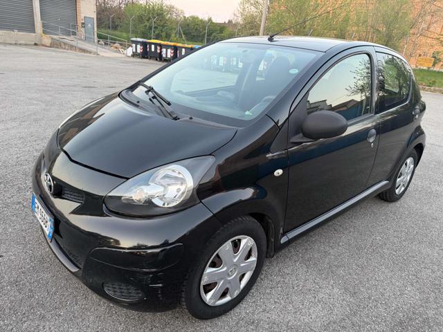 TOYOTA Aygo 1.0 12V VVT-i 5p Deep Ocean Connect Bellissima