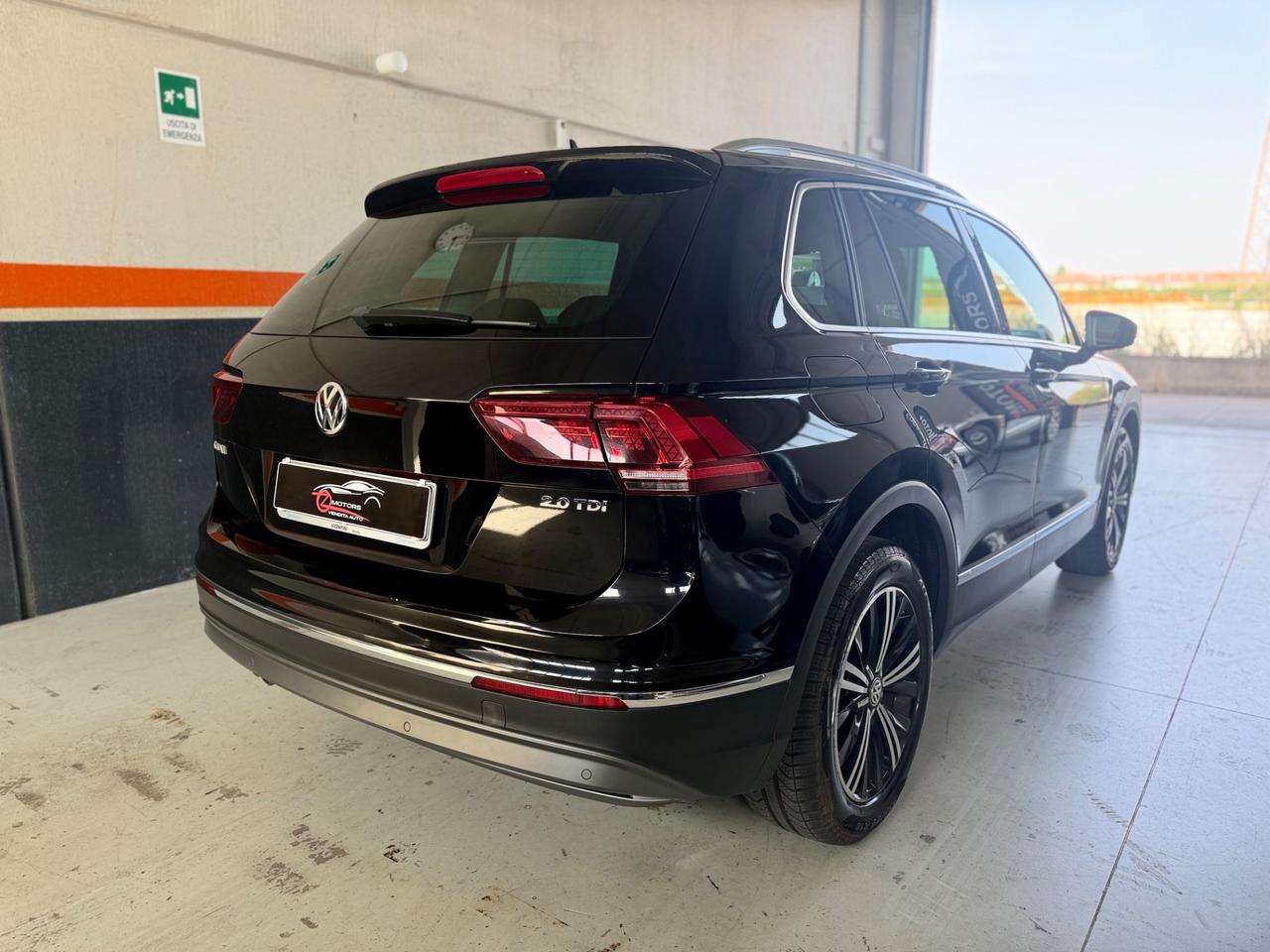 Volkswagen Tiguan 2.0 TDI SCR DSG Business BlueMotion Technology