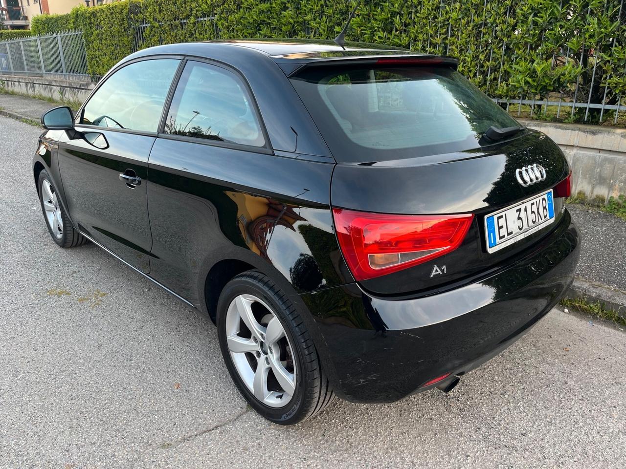 Audi A1 1.2 TFSI Ambition OK NEOPATENTATI