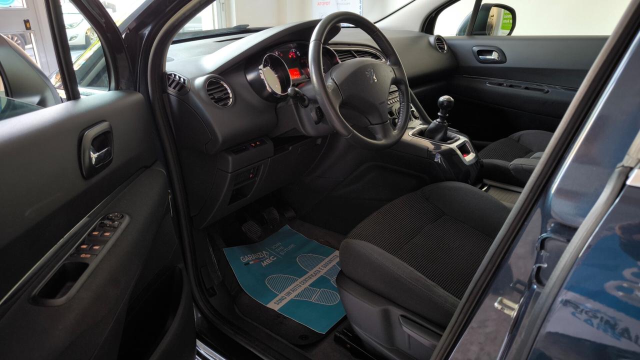 Peugeot 5008 1.6 HDi 112CV Active Mix