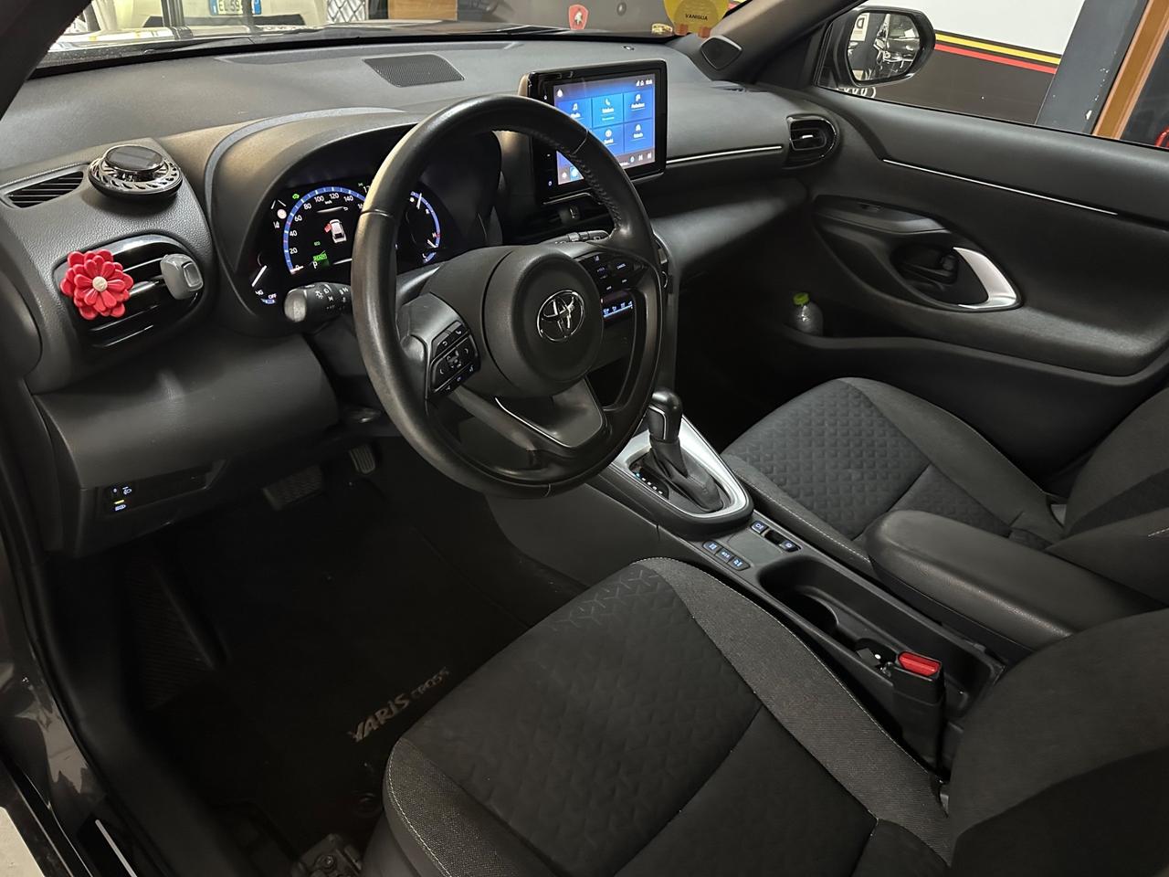 Toyota Yaris Cross 1.5 Hybrid 5p. E-CVT Business
