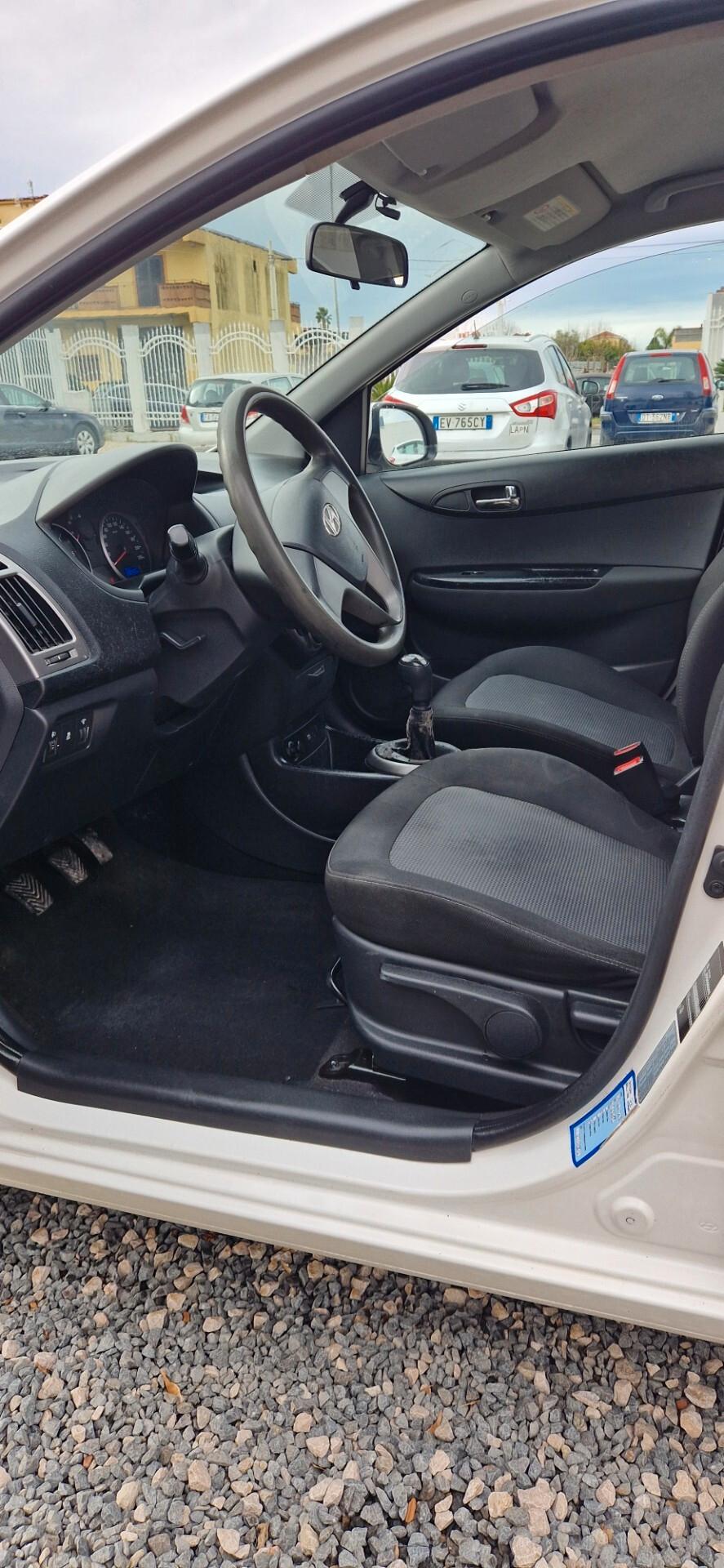 Hyundai i20 1.1 CRDi 5p. Sound Edition