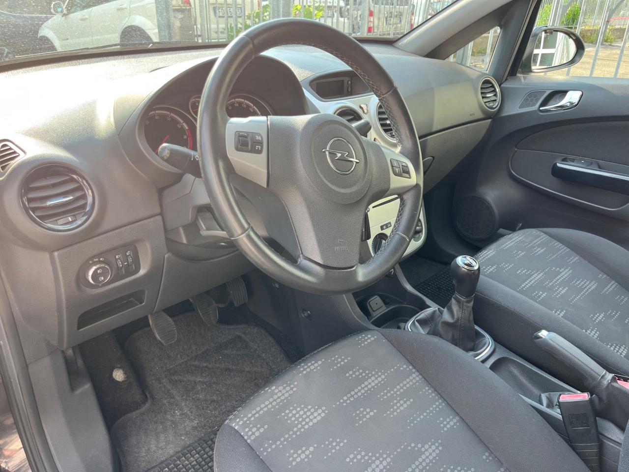 Opel Corsa 1.2 3 porte CATENA FATTA - OK NEOPATENTI