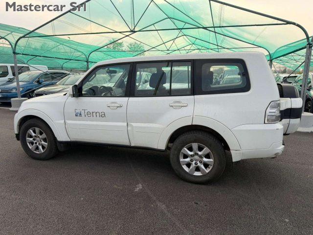 MITSUBISHI Pajero Pajero IV 2007 3.2 cr Instyle 5p auto - FE374VF