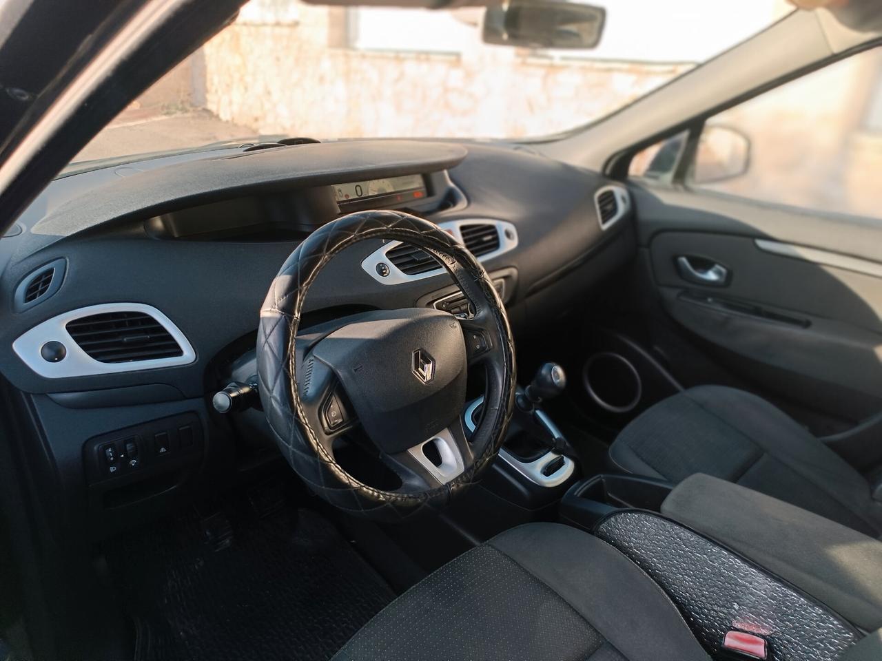 Renault Scenic GranScénic X-Mod 1.5 dCi 105CV Confort 7 posti