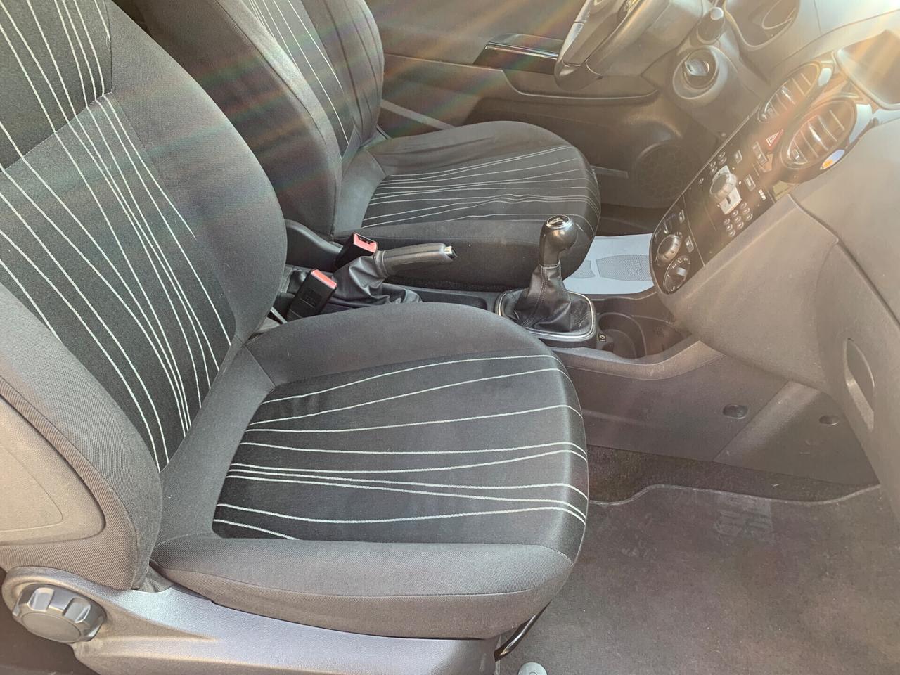 Opel Corsa 1.3 CDTI 75CV
