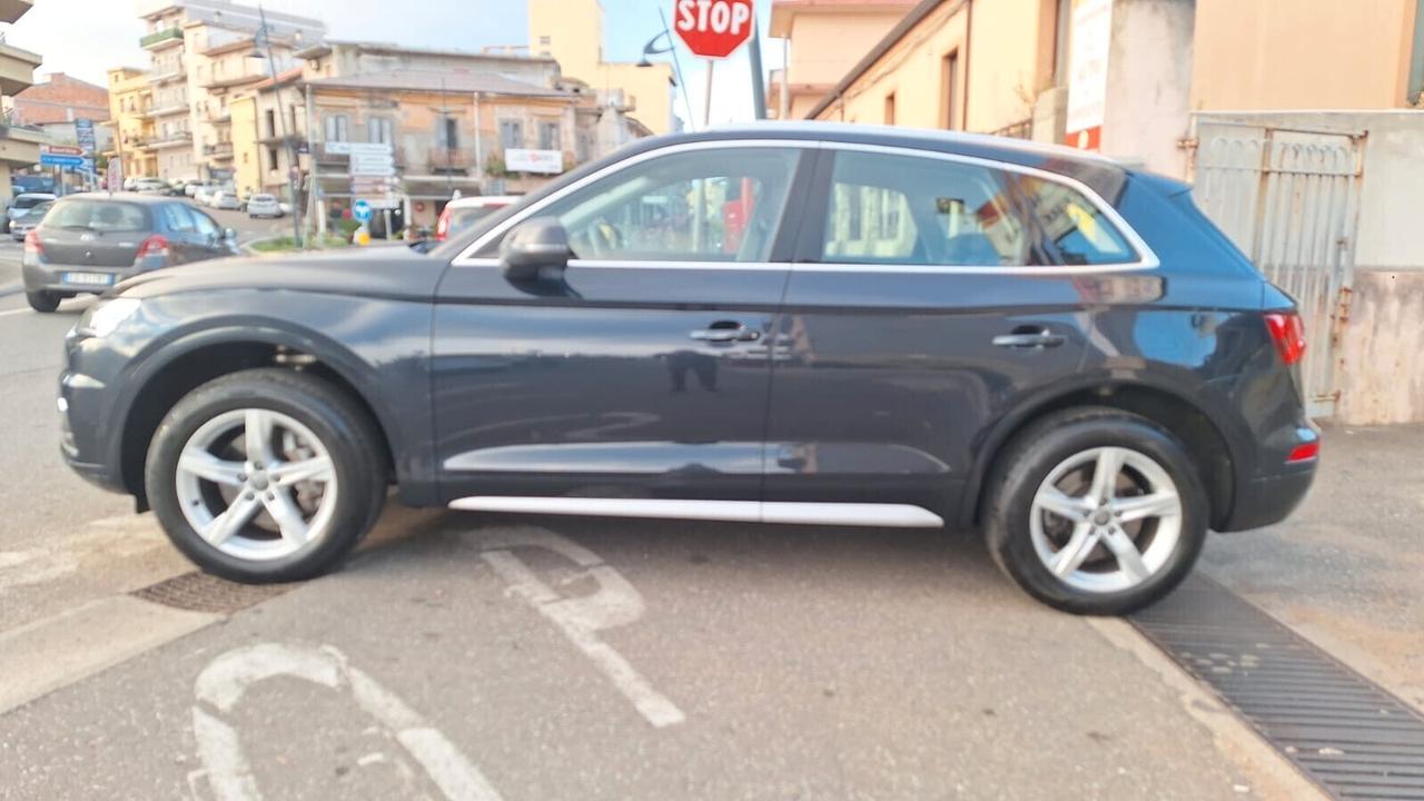 Audi Q5 40 TDI quattro S tronic Sport 2.0TDI CV 190