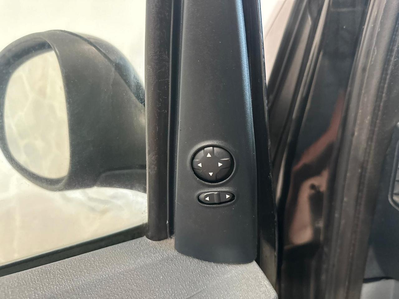 Ford Ka 1.3 TDCi 75CV Titanium